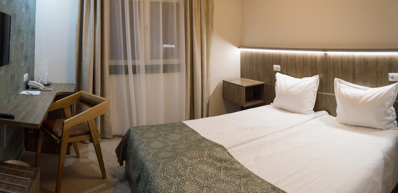 Fidelitas Hotel Sfantu Gheorghe  Exterior photo